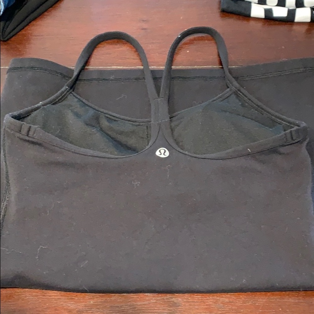 Black lululemon tank